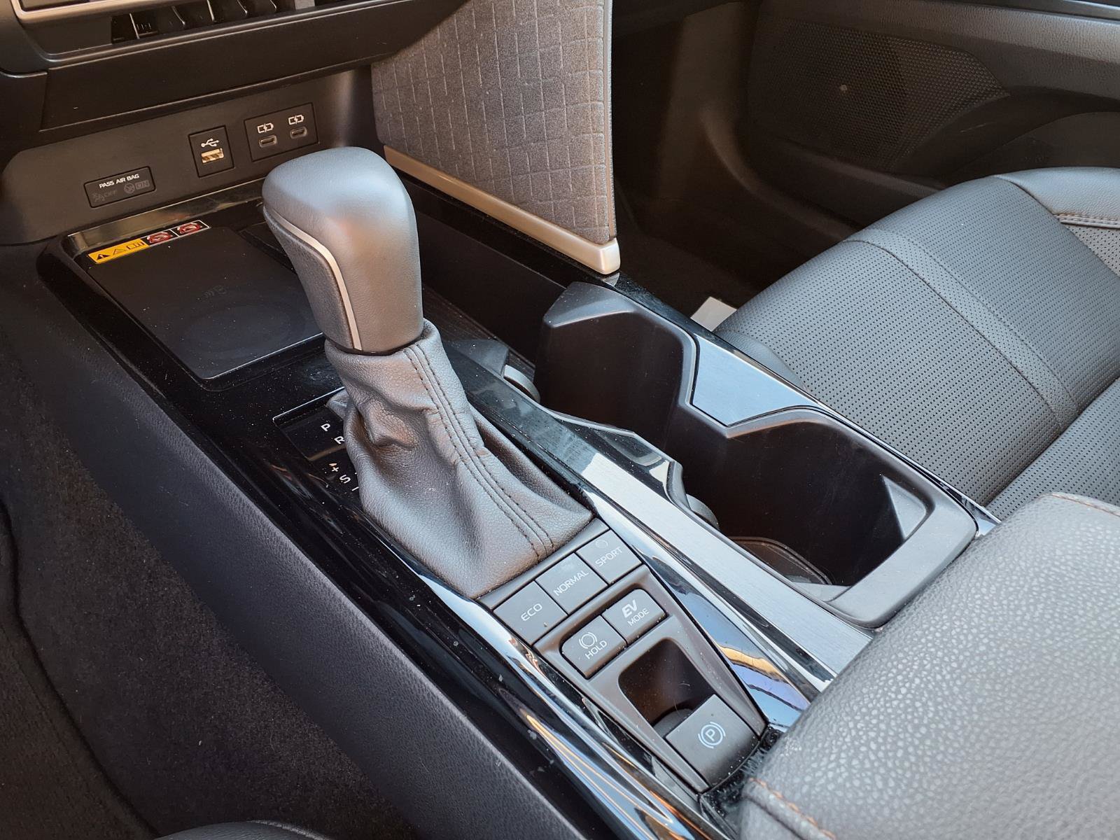 Certified 2026 Toyota Camry XLE FWD image 25