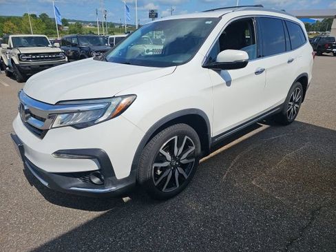 Used 2021 Honda Pilot Touring image 3