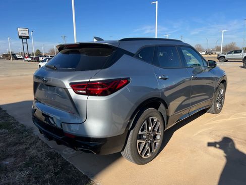 Used 2025 Chevrolet Blazer RS w/ Driver Confidence II Package image 3