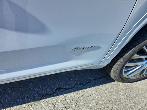 New 2026 Buick Enclave Avenir w/ Super Cruise Package image 5