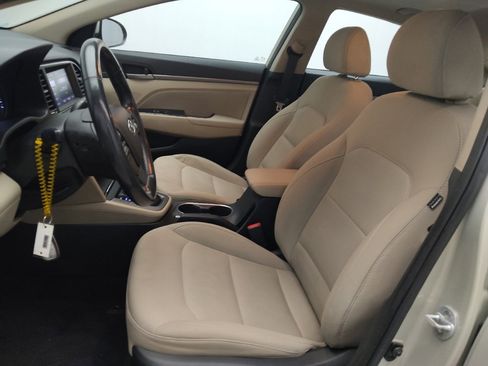 Used 2017 Hyundai Elantra Value Edition image 17