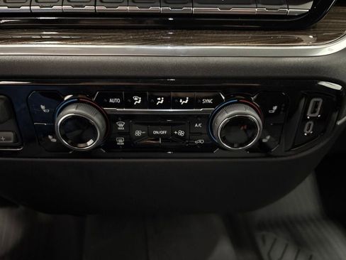New 2026 Chevrolet Silverado 1500 RST AWD/4WD image 35