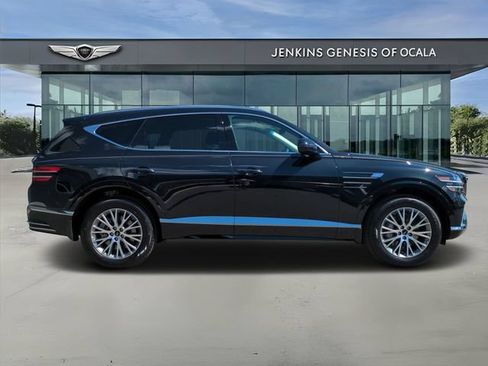 Certified 2026 Genesis GV80 2.5T RWD image 2