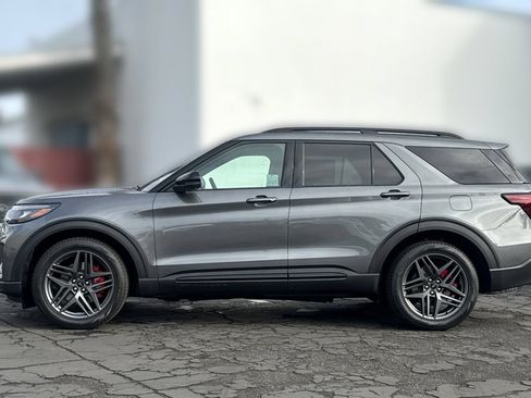 New 2026 Ford Explorer ST w/ Sun And Sound Package AWD/4WD image 8