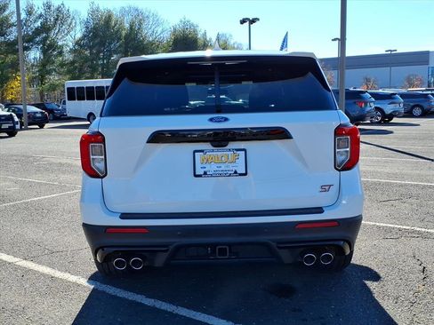 Certified 2022 Ford Explorer ST w/ Equipment Group 401A image 6