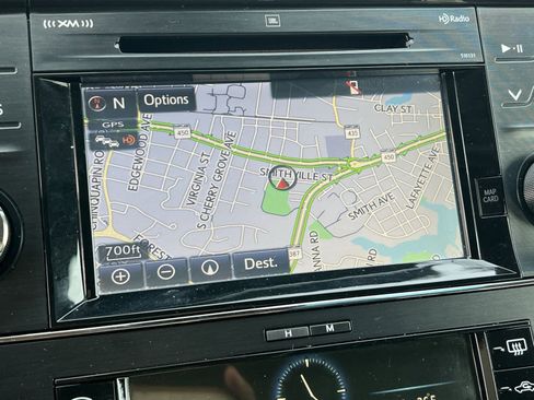 Used 2017 Toyota Avalon Limited w/ Carpet Mat Package image 18