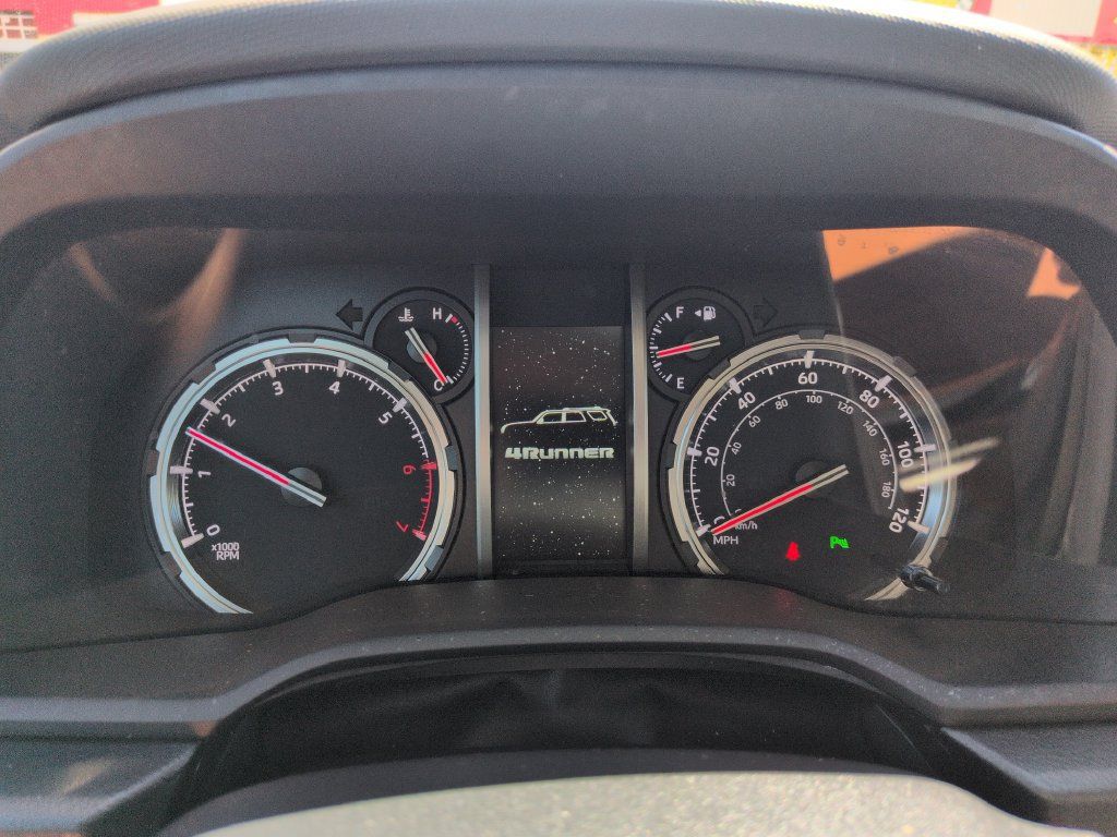 Used 2024 Toyota 4Runner Limited AWD/4WD image 15
