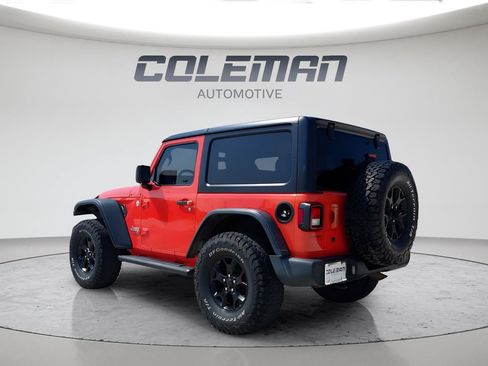 Used 2019 Jeep Wrangler Sport AWD/4WD image 3