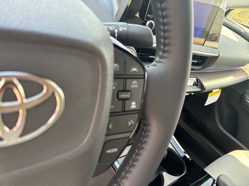 New 2026 Toyota Prius XLE FWD image 22