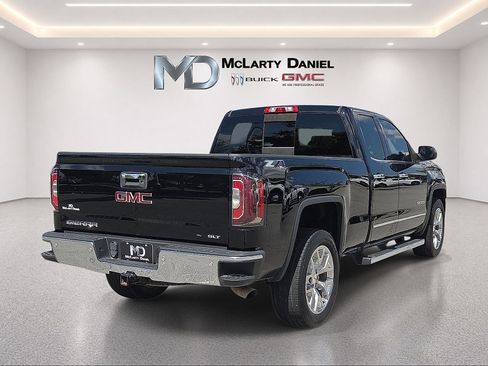 Used 2017 GMC Sierra 1500 SLT w/ SLT Premium Package AWD/4WD image 14