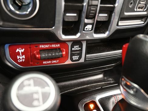 Used 2023 Jeep Gladiator Rubicon w/ Trailer Tow Package image 25