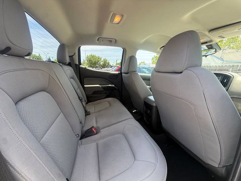Used 2017 GMC Canyon 2WD Crew Cab w/ Convenience Package image 16