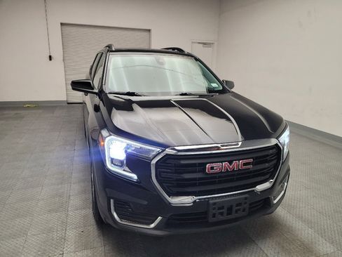 Used 2022 GMC Terrain SLE w/ Driver Convenience Package image 14