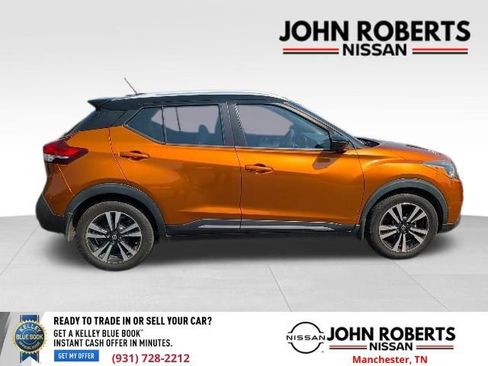 Used 2020 Nissan Kicks SR FWD image 10