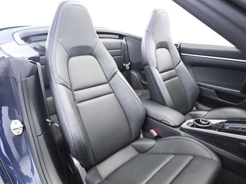 Used 2020 Porsche 911 Carrera S image 23