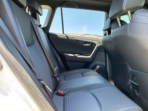 Used 2023 Toyota RAV4 XSE AWD/4WD image 20