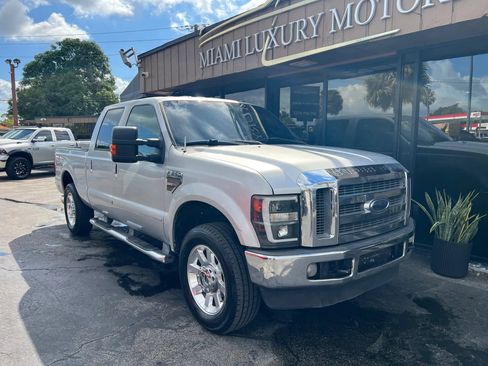Used 2010 Ford F250 Lariat AWD/4WD image 4