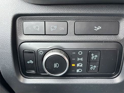 Used 2023 Ford F250 Lariat w/ Black Appearance Package image 27