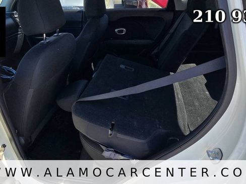 Used 2018 Kia Soul + FWD image 27