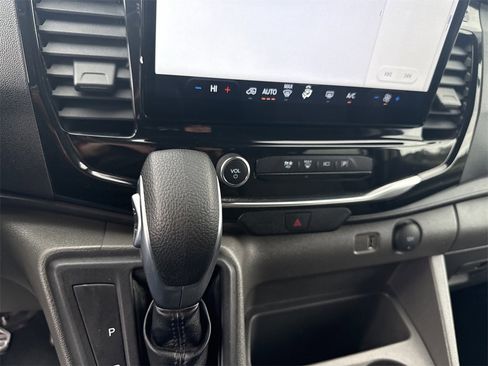 Used 2023 Ford Transit 350 XLT image 31