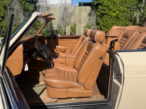 Used 1990 Bentley Continental RWD image 22