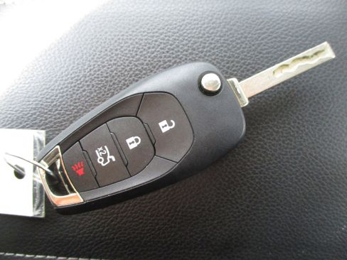 Used 2018 Chevrolet Cruze LT image 33