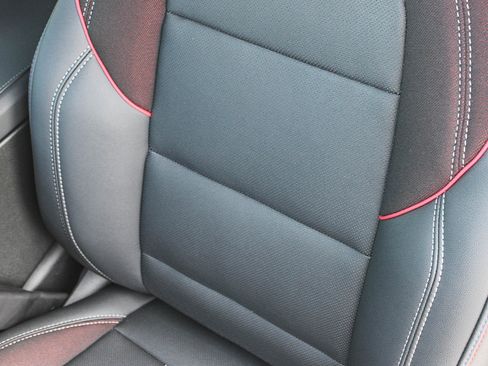 Used 2025 Chevrolet Equinox EV RS image 23