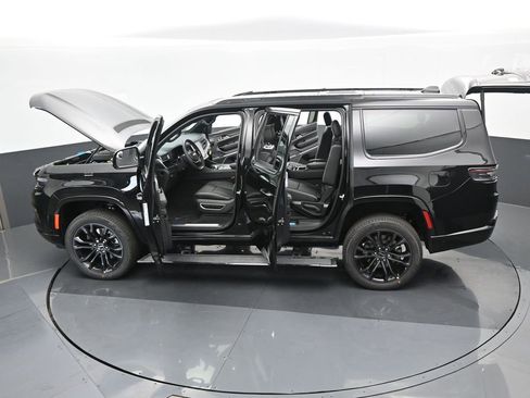 Used 2024 Jeep Grand Wagoneer Series II w/ Quick Order Packagew 28T image 75