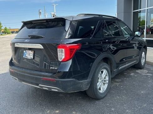 Used 2023 Ford Explorer XLT w/ Equipment Group 202A AWD/4WD image 5