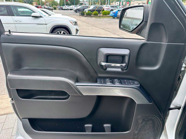 Used 2019 Chevrolet Silverado 2500 LT AWD/4WD image 11