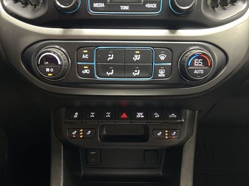 Used 2018 Chevrolet Colorado ZR2 image 46