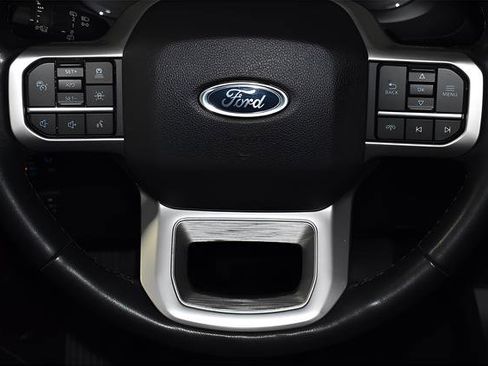 Used 2024 Ford Expedition Limited image 27