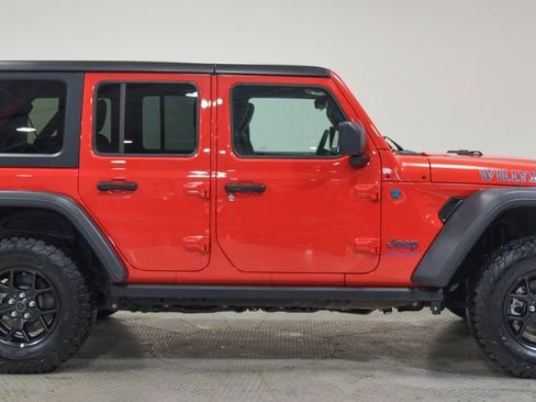 Used 2025 Jeep Wrangler Unlimited Sport S 4xe AWD/4WD image 12