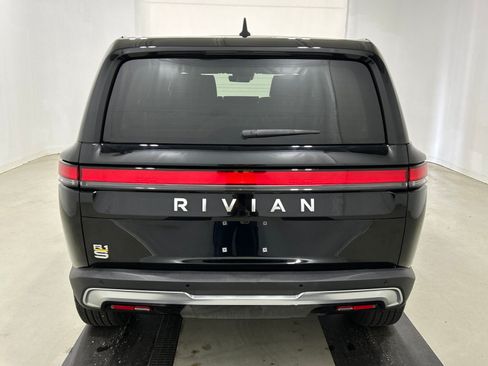 Used 2023 Rivian R1S Adventure AWD/4WD image 4
