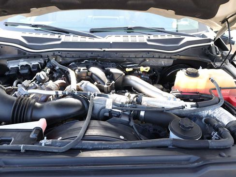 Used 2017 Ford F250 Lariat w/ Lariat Ultimate Package AWD/4WD image 60