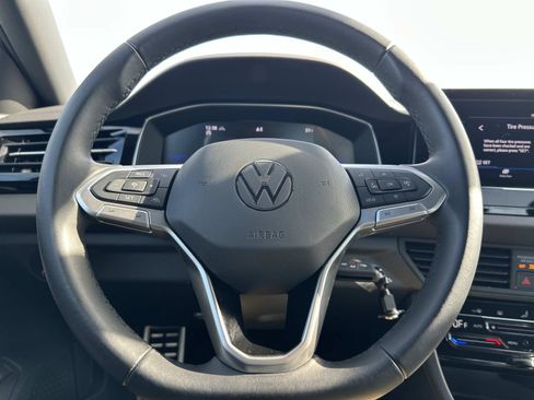 Used 2025 Volkswagen Jetta Sport image 20