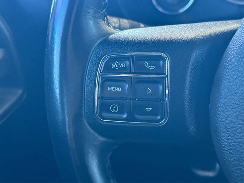 Used 2018 Jeep Wrangler Unlimited Sport w/ Connectivity Group image 23