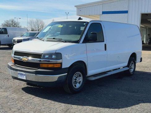 Certified 2024 Chevrolet Express 2500 w/ Driver Convenience Package image 4