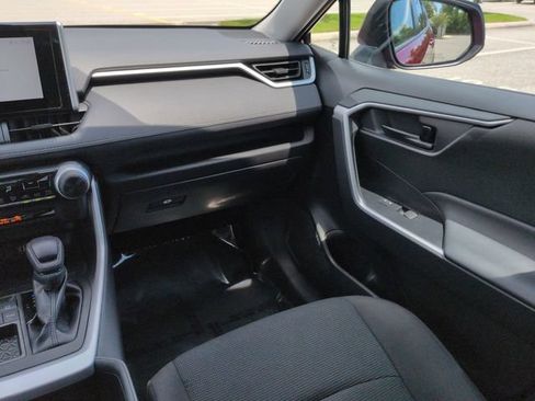 Certified 2023 Toyota RAV4 LE FWD image 17