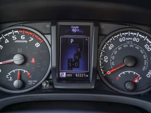 Certified 2020 Toyota Tacoma SR image 20