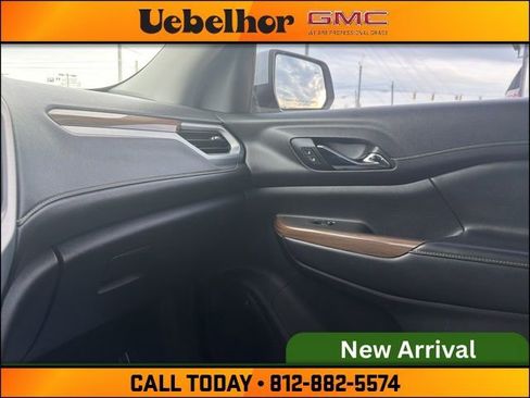 Used 2021 GMC Acadia SLE w/ Driver Convenience Package image 36