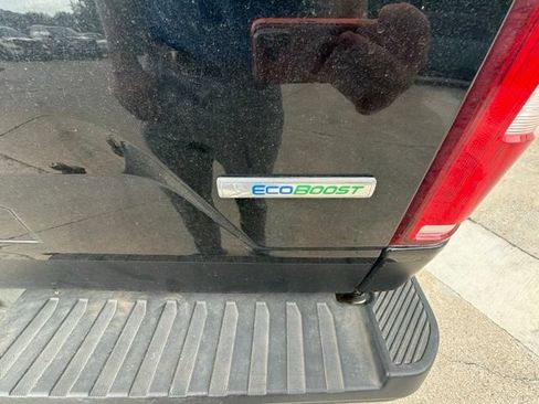 Used 2018 Ford F150 XLT w/ Equipment Group 302A Luxury AWD/4WD image 15