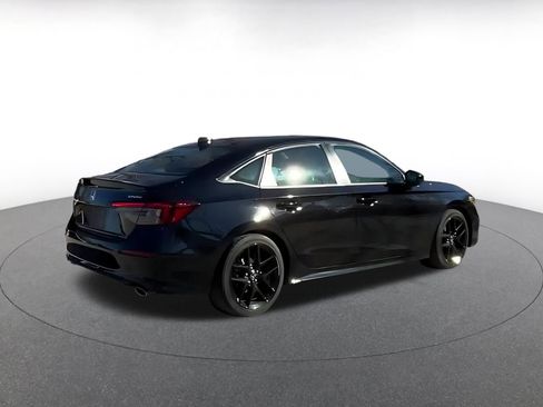 Used 2025 Honda Civic Sport image 10