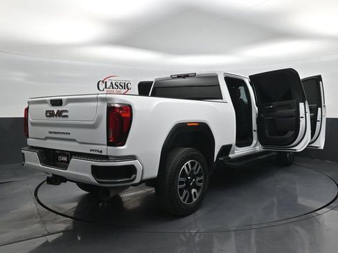 Used 2023 GMC Sierra 2500 AT4 image 34