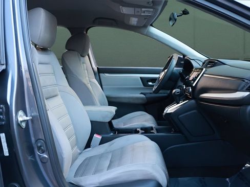 Used 2017 Honda CR-V LX image 18