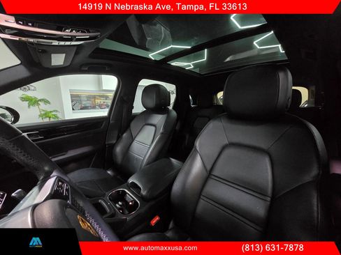 Used 2019 Porsche Cayenne AWD/4WD image 31