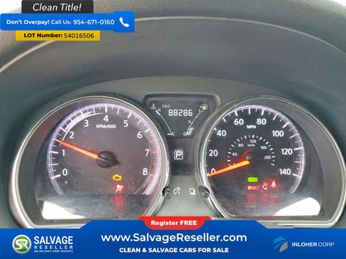 Used 2017 Nissan Versa SV FWD image 12