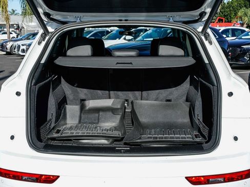 Used 2020 Audi Q5 2.0T Premium Plus w/ Premium Plus Package image 27