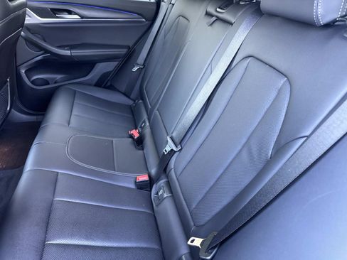 Used 2024 BMW X4 xDrive30i w/ Premium Package image 13