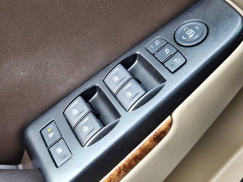 Used 2019 Chevrolet Tahoe Premier image 22